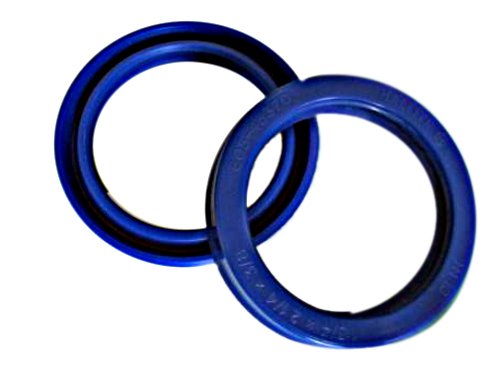 boom main oil seal