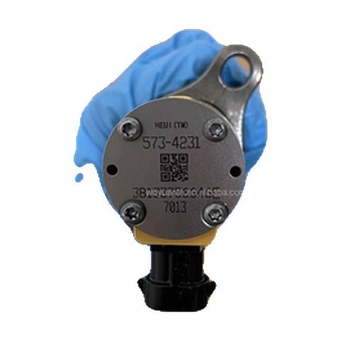 573-4231 Fuel Injector Suitable for CAT C7 C9 Engine 20R-8846 20R-8064 293-4072 Constructi
